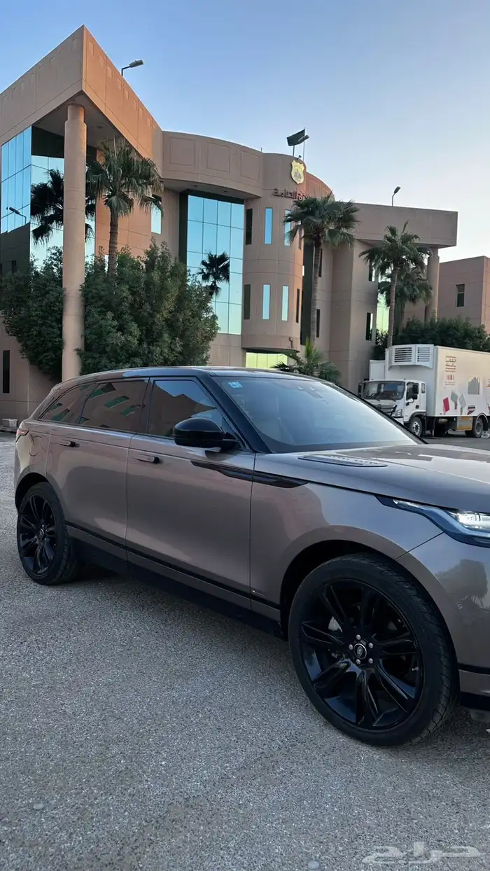 لاند روفر فيلار ممشى قليل بي300 1