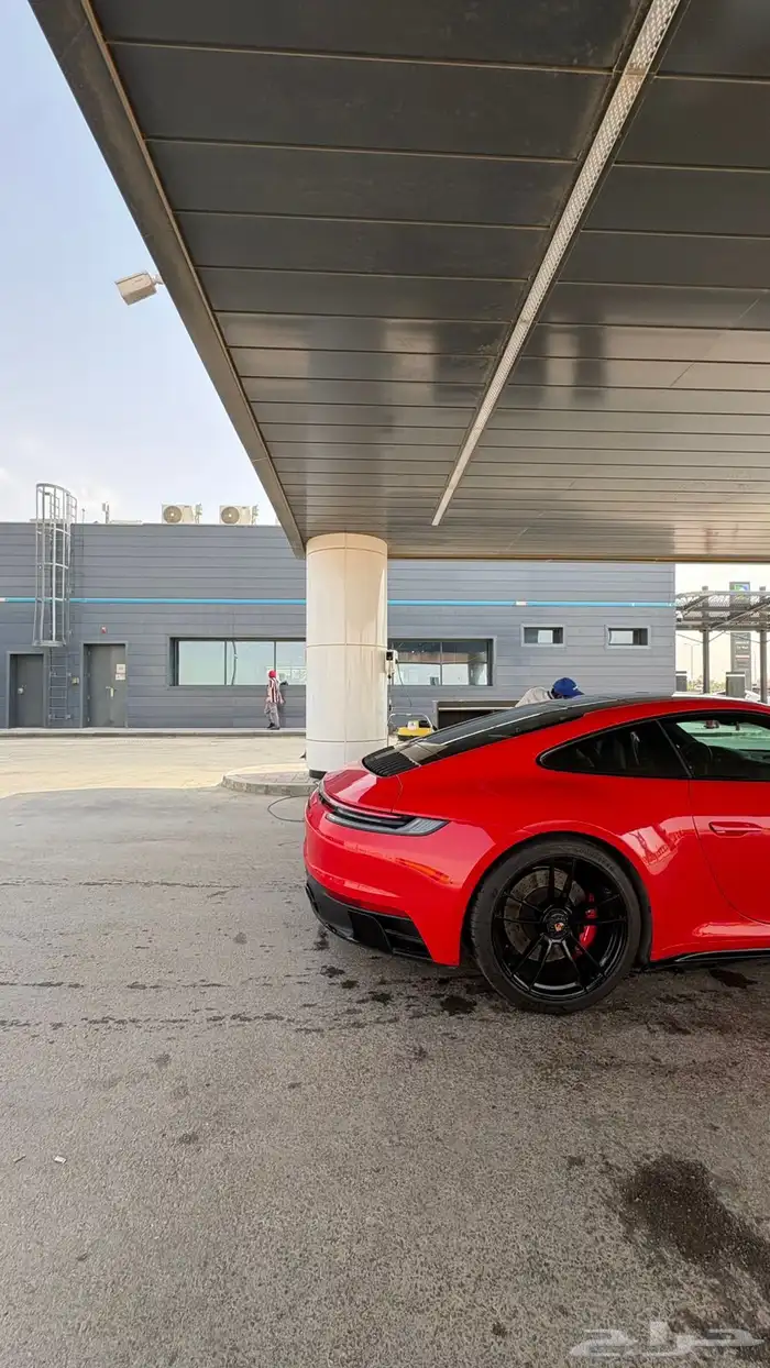 بورش كاريرا 911 4 GTS للبيع 7