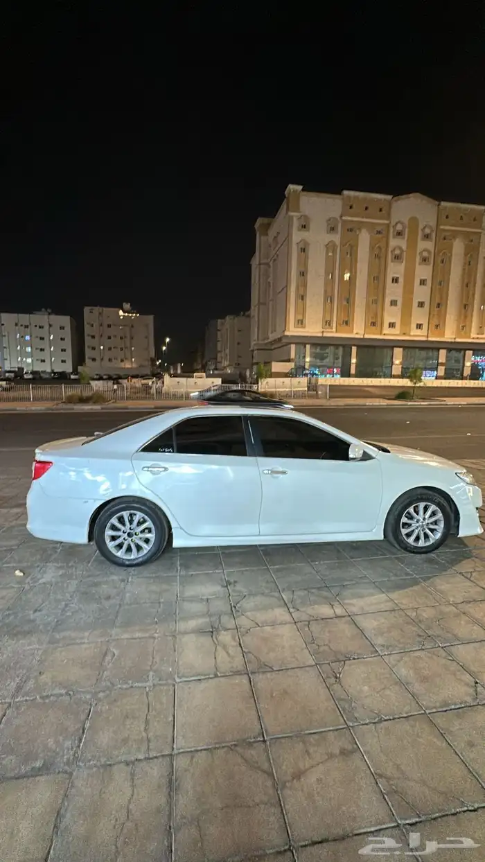 كامري 2012 نضيفة للبيع GLX 14