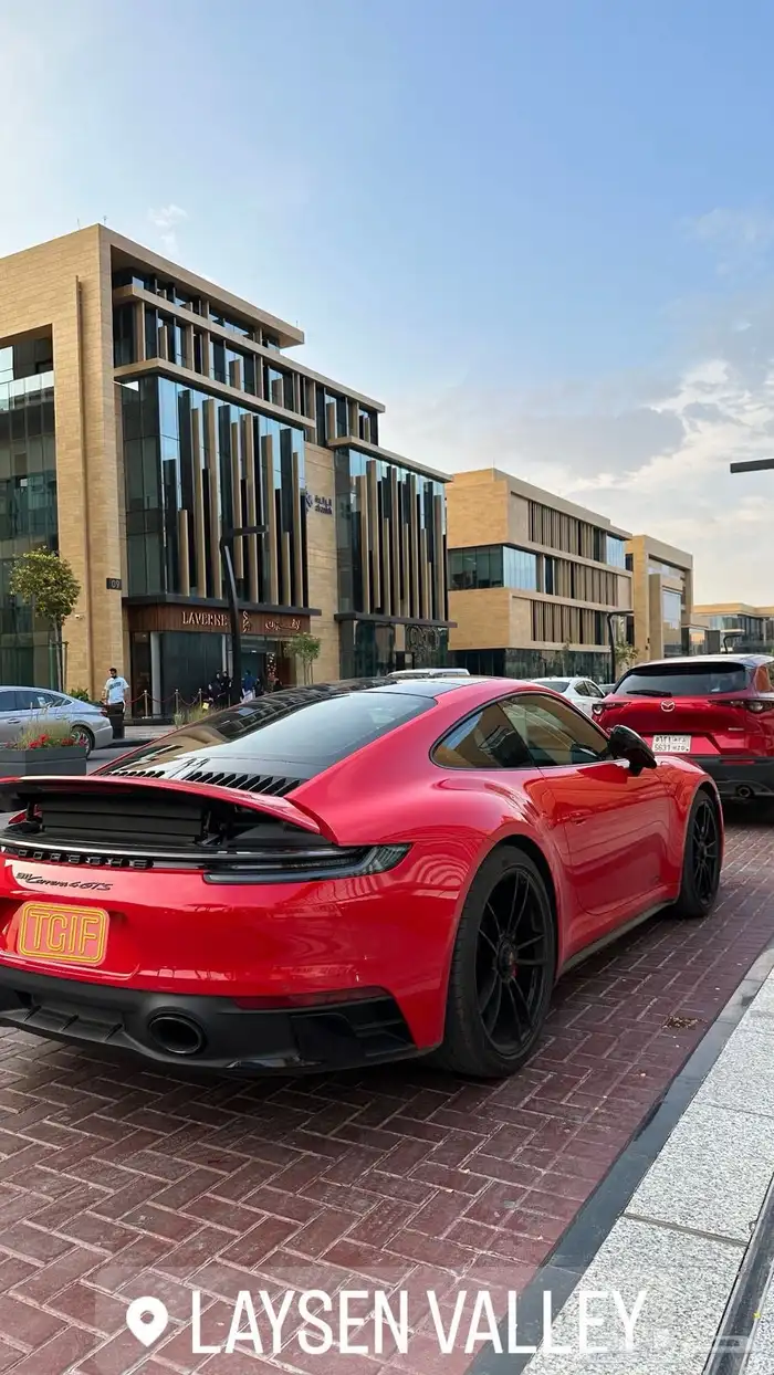 بورش كاريرا 911 4 GTS للبيع 2