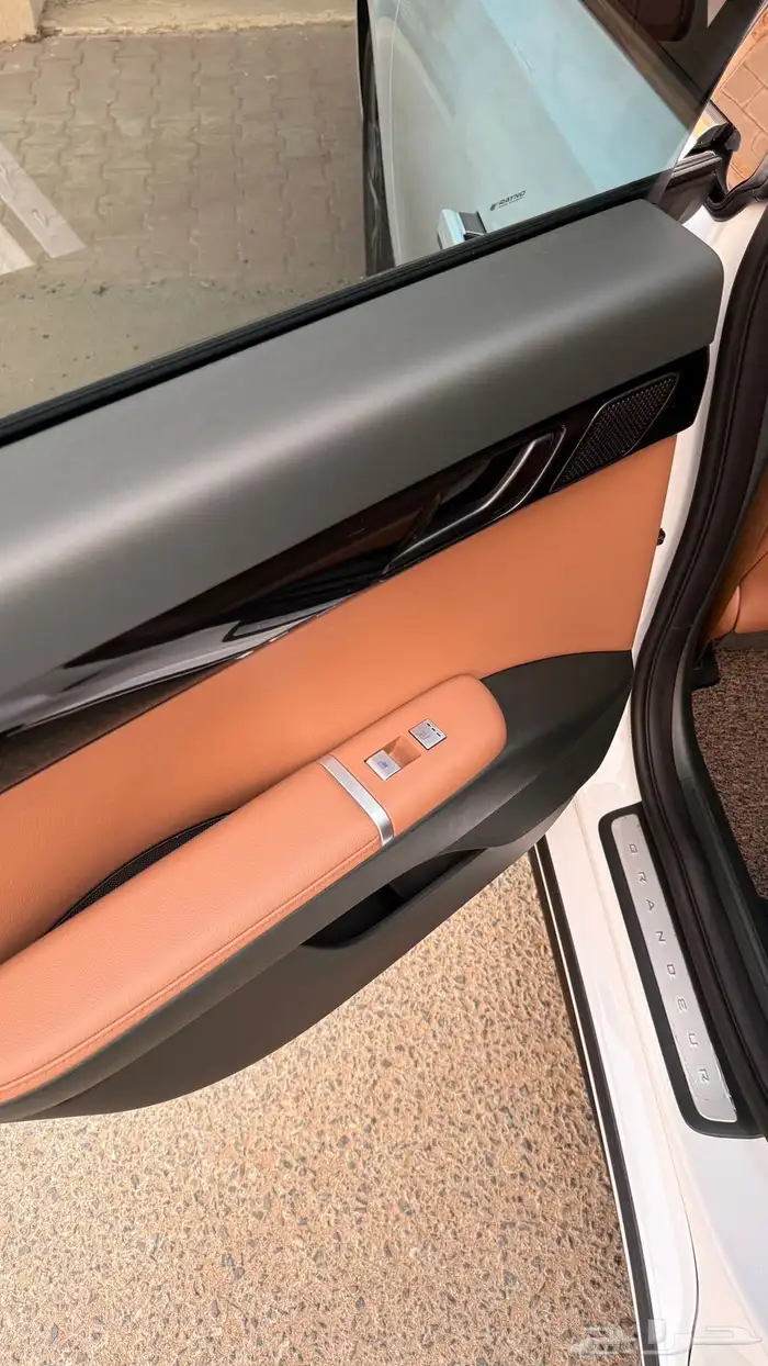 هيونداي ازيرا 2024 ( بنزين) فل كامل بانوراما 10