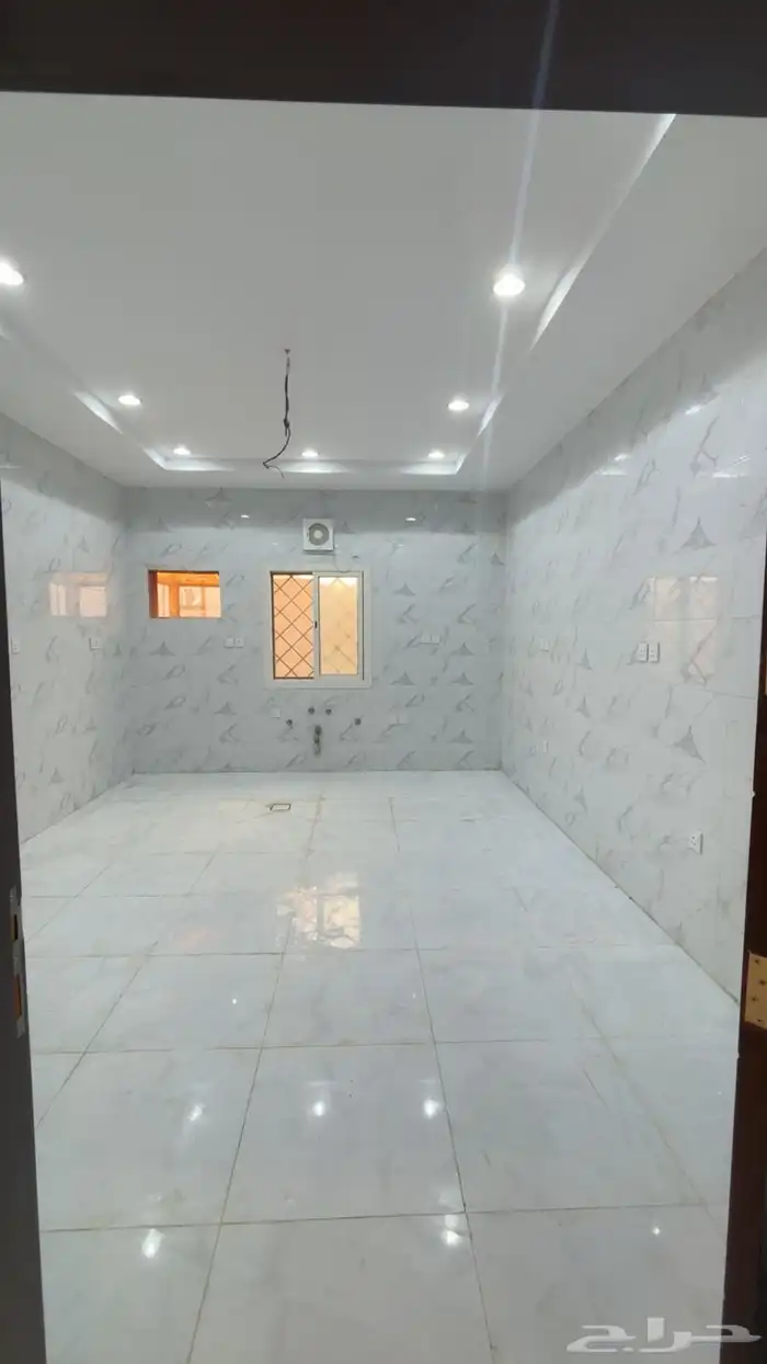 شقة جديدة اول ساكن الفلاح خمس غرف 207 متر 7