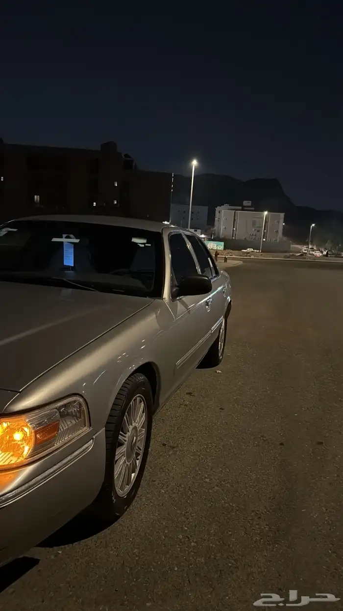 فورد قراند ماركيز سعودي 2010 22