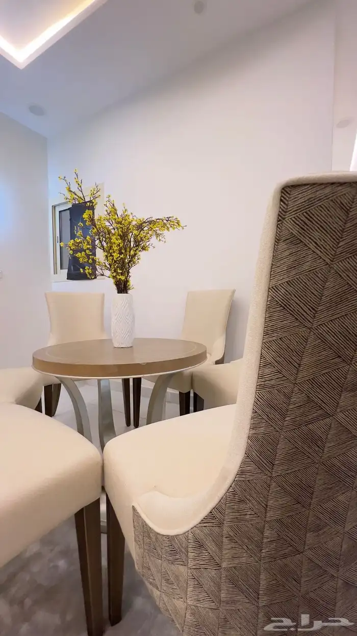 أطقم كنب صناعه إنجليزيه تصميم اصلي استخدام بسيط مع فواتيره 5