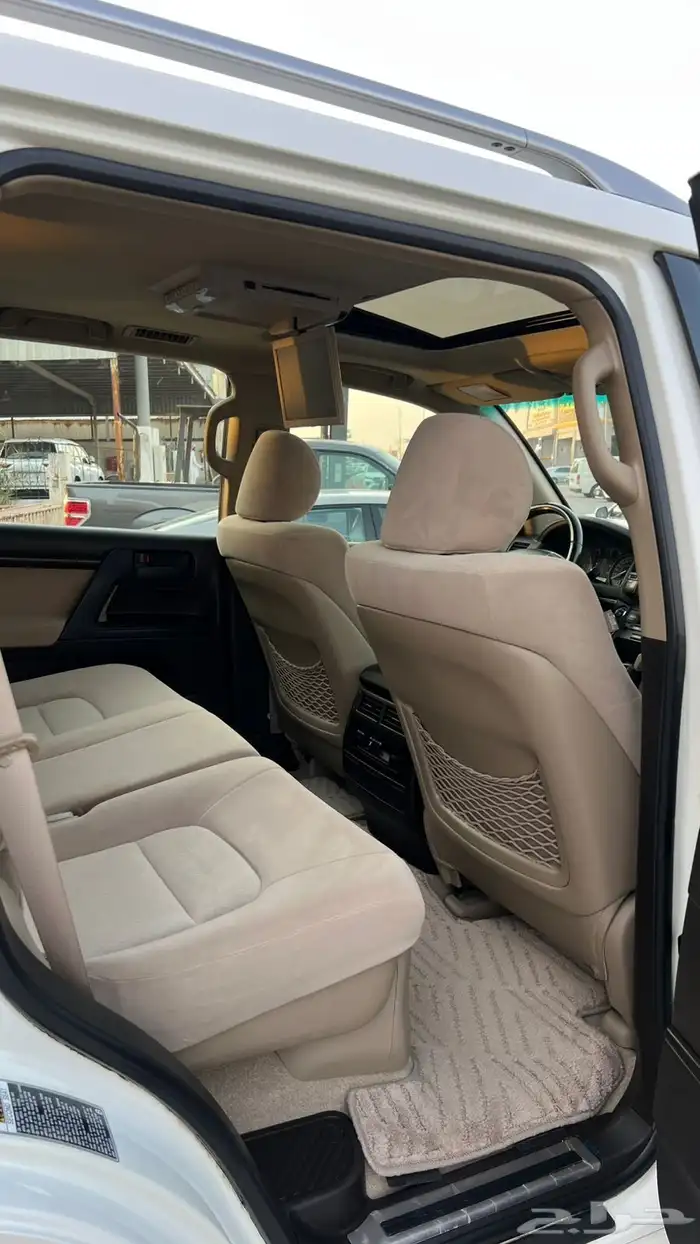 تويوتا لاندكروز جي اكس ار 2011 ممشى قليل 24