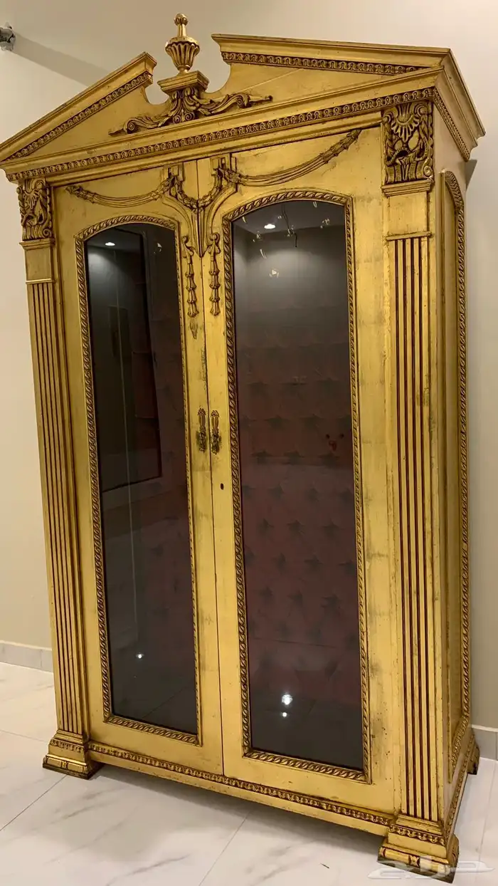 دولاب عبايه 0