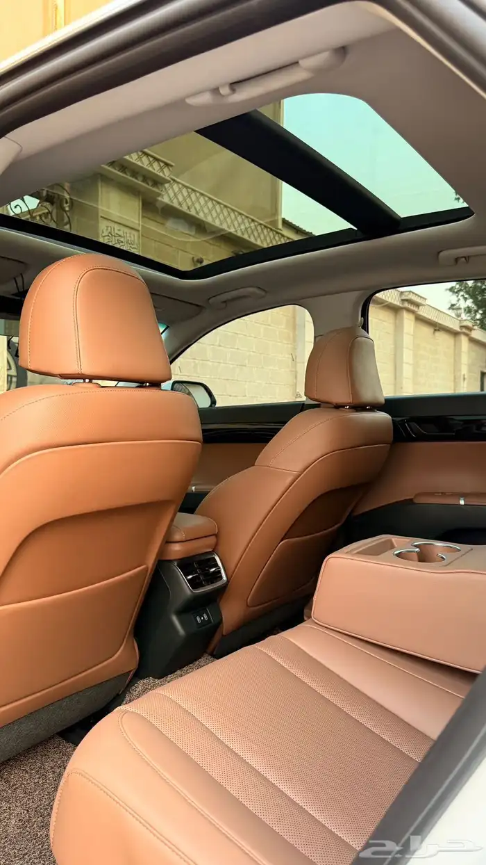 هيونداي ازيرا 2024 ( بنزين) فل كامل بانوراما 11