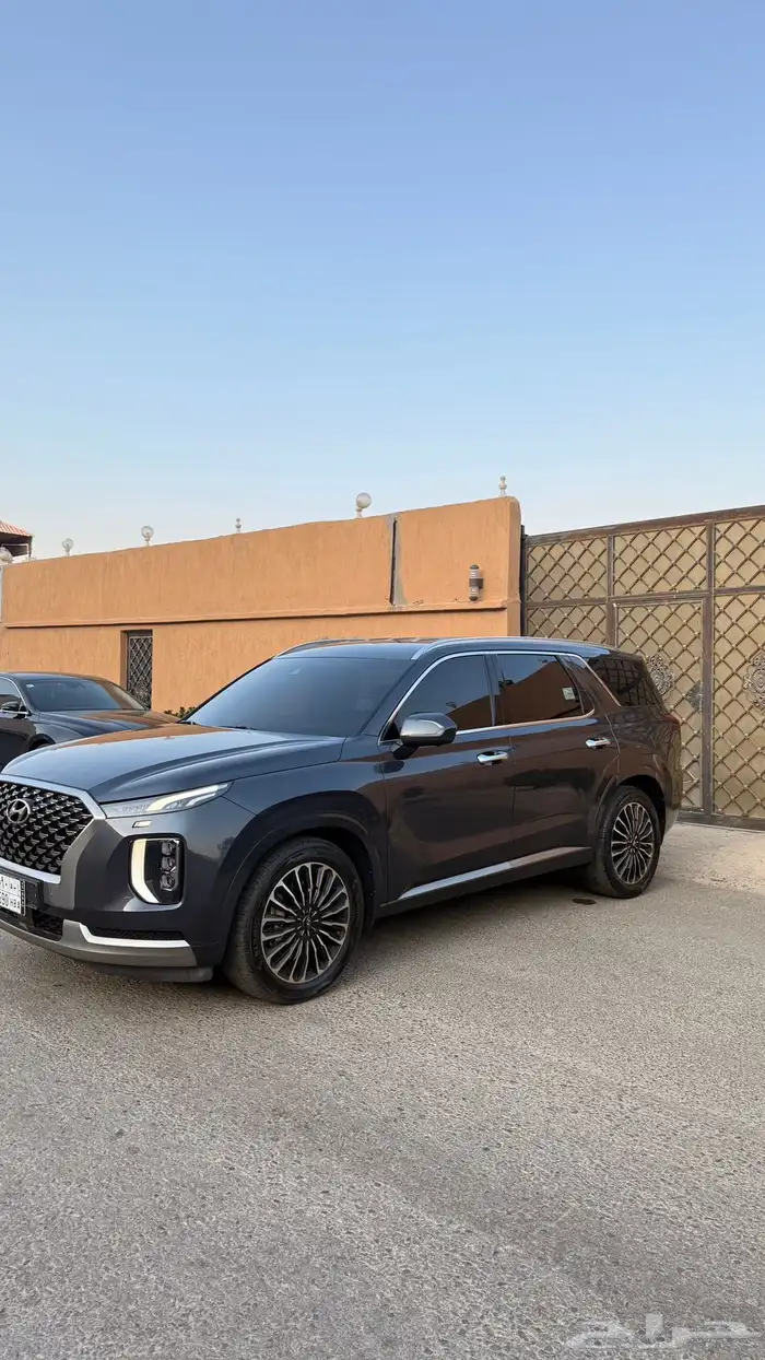 هيونداي باليسيد 2022 ( بنزين) v6 فل كامل 1
