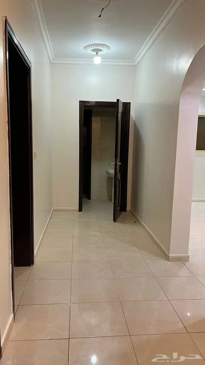 شقه 5 غرف مدخل مستقل 1