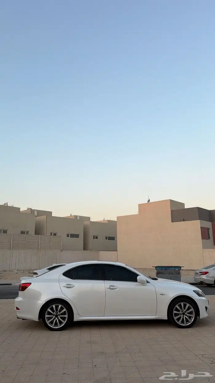 لكزس is300 2008 سعودي ثاني مالك 1