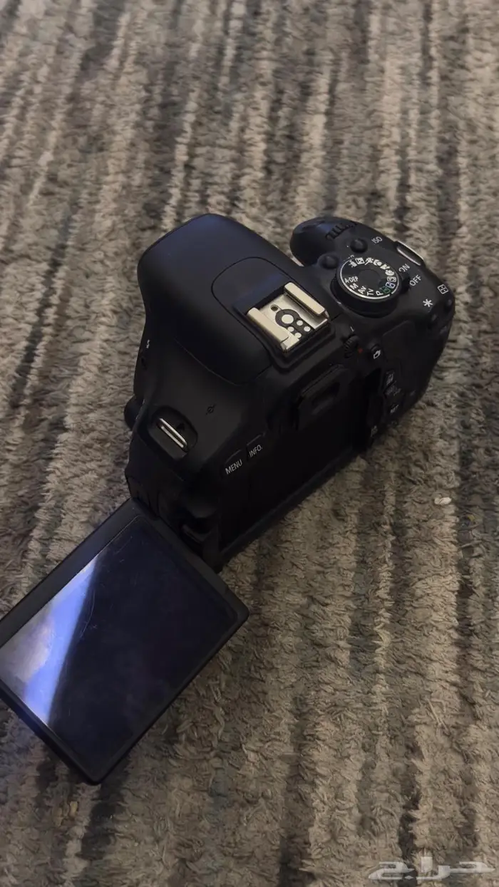كاميرا كانون 600D مع عدسة50mm 2