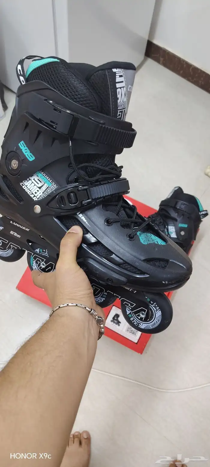 اسكيت كوجر جديد كلي ما تلبس غير مره واحده فقط مقاس 44 0