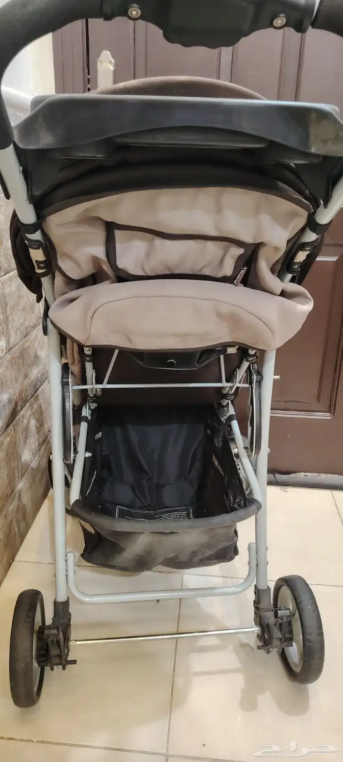 عربية مع كرسي وحامل بيبي وشنطة وجلاسة 3