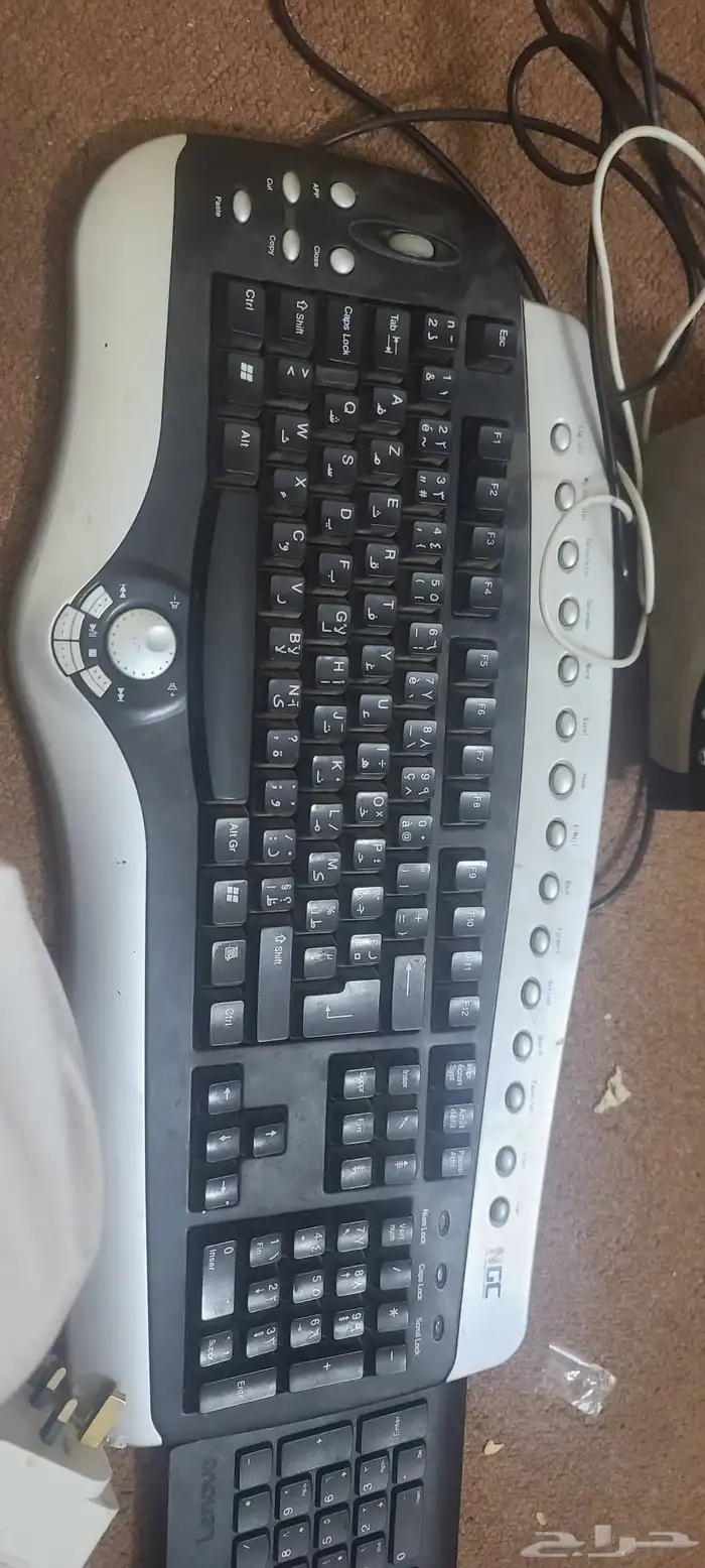 كمبيوتر مكتبي 4