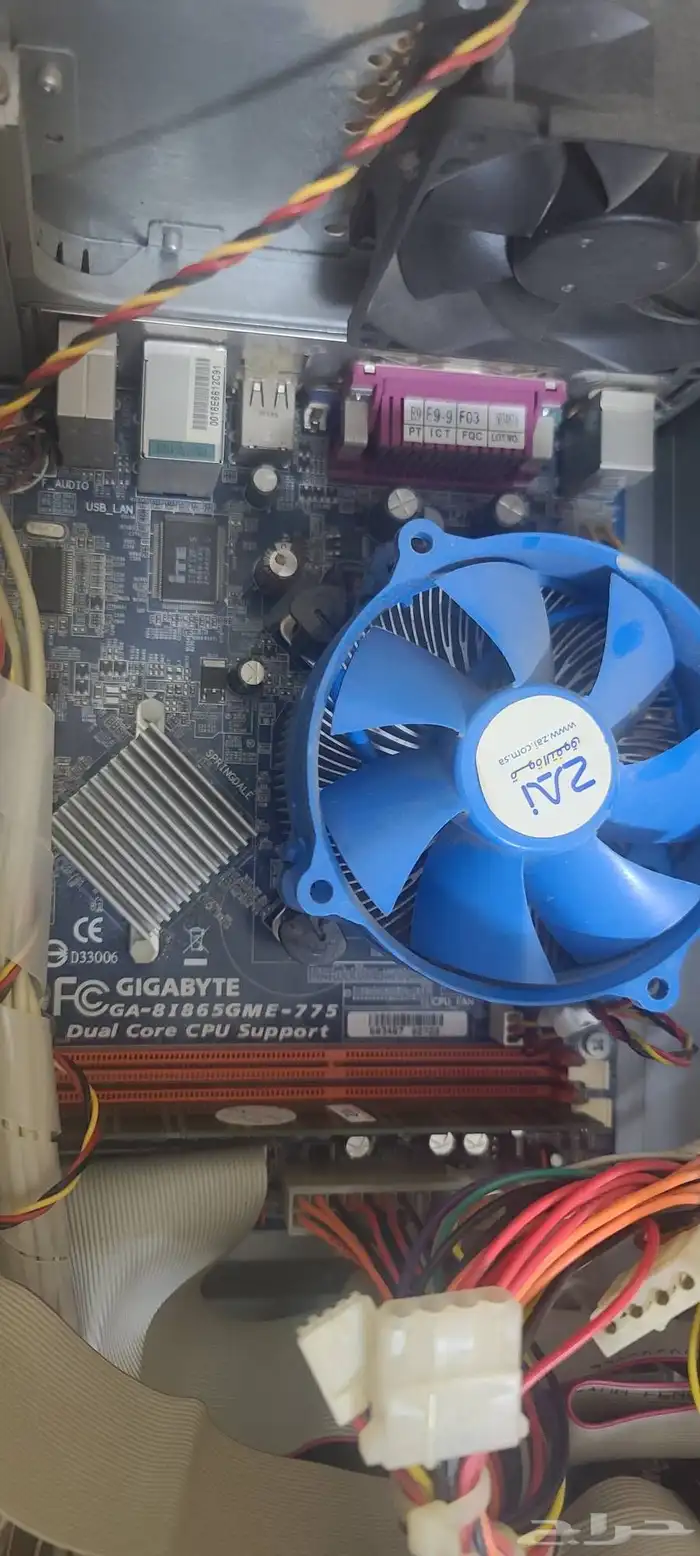 كمبيوتر مكتبي 8