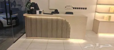 للبيع  أرفف معرض حلويات بحالة شبه جديدة index