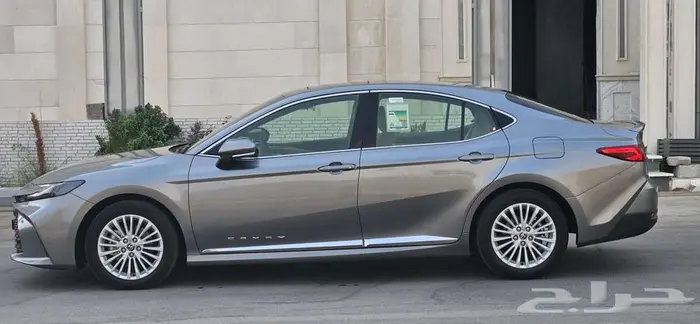 تايوتا كامري LE2025سعودية تيتانيوم غاية المستخدم 2