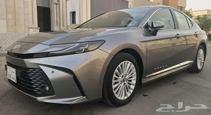 تايوتا كامري LE2025سعودية تيتانيوم غاية المستخدم 15