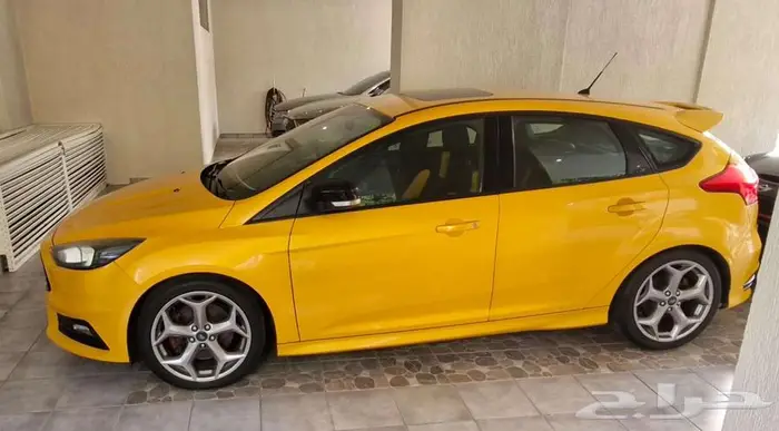 فورد فوكس ST مخزنه 1