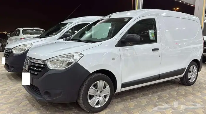 رينو دوكر فان بنزين 2021 1