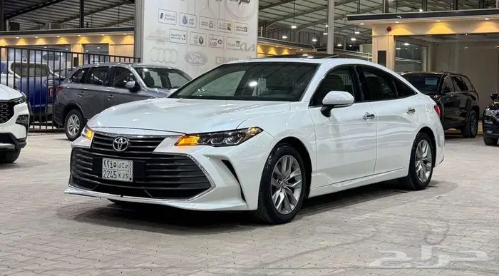 تويوتا أفالون 2021 XLE 2