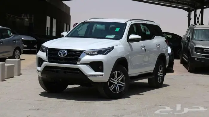 تويوتا فورتشنر VX-1 بنزين سعودي 2025 8