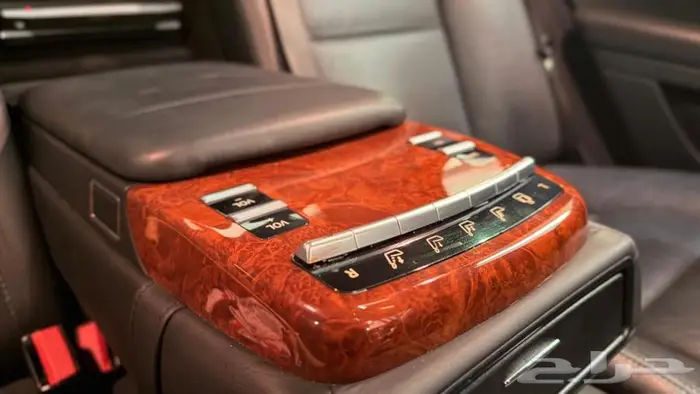 مرسيدس بنز 2010 7