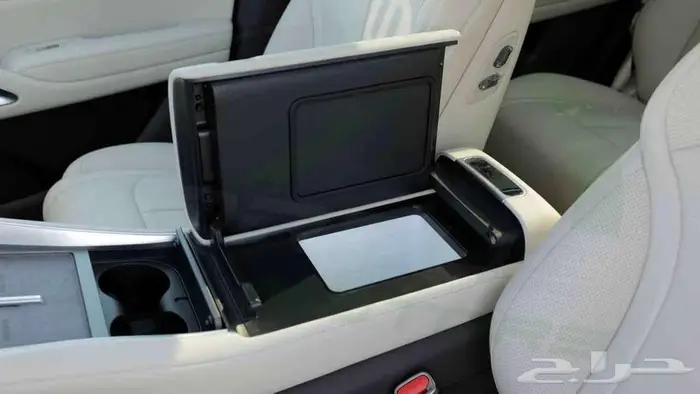 2025 بي واي دي DENZA N9 FLAGSHIP هايبرد 19