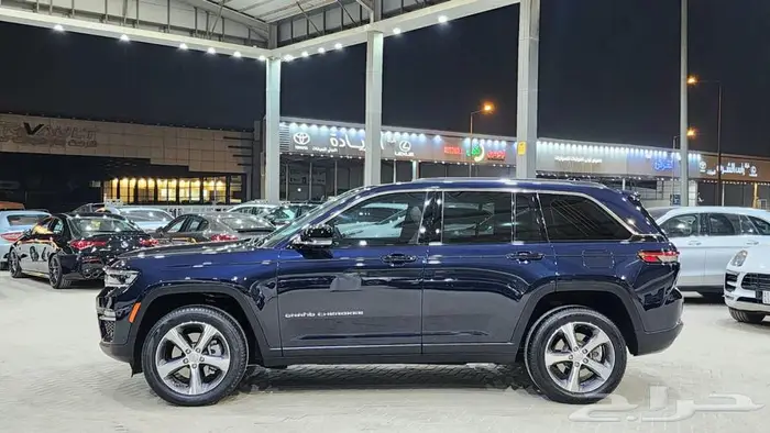 جراند شيروكي ليمتد 2023 2