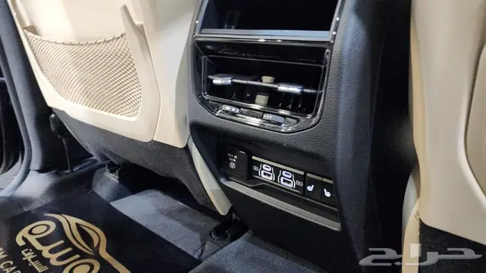 جراند شيروكي ليمتد 2023 31