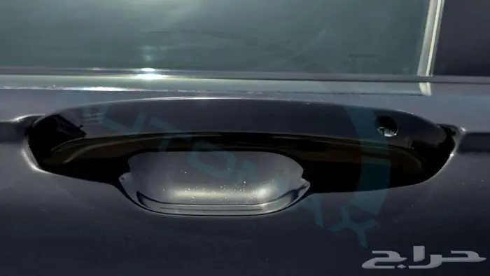 جيب جراند شيروكي لاريدو 2024 خليجي اصفار مع ضمان الوكيل 24