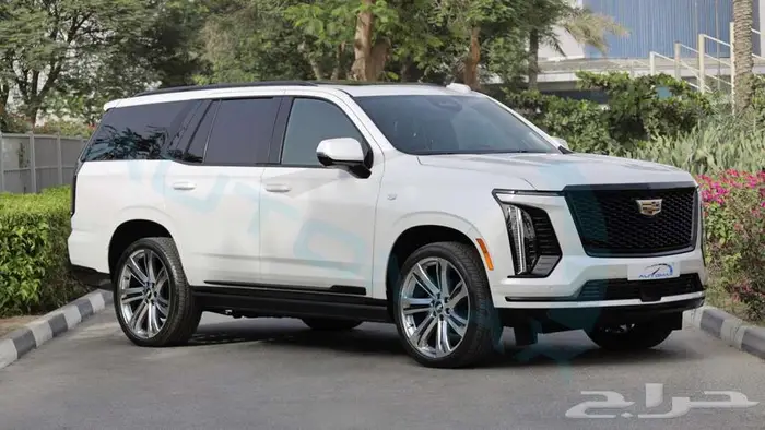 كاديلك اسكاليد 600 Sport Platinum 2025 اصفار مع ضمان 3