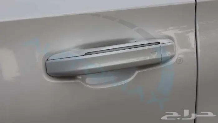 كاديلك اسكاليد 600 Sport Platinum 2025 اصفار مع ضمان 30