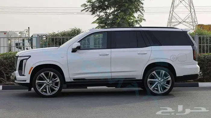 كاديلك اسكاليد 600 Sport Platinum 2025 اصفار مع ضمان 33