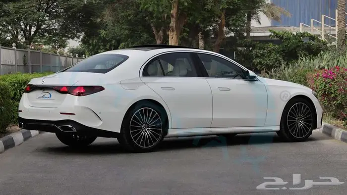 مرسيدس E 200 AMG خليجي 2026 اصفار ضمان الوكيل 6