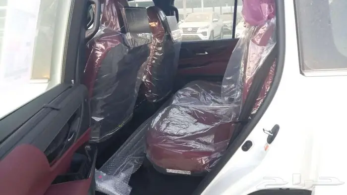 لكزس LX 600 بي بي ابيض بنزين 2025 خصم خاص 7