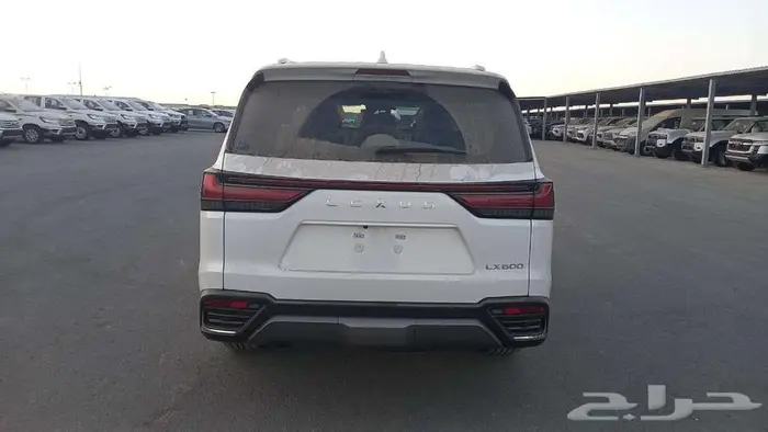 لكزس LX 600 بي بي ابيض بنزين 2025 خصم خاص 4