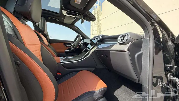 GLC AMG كوبيه 2026 11