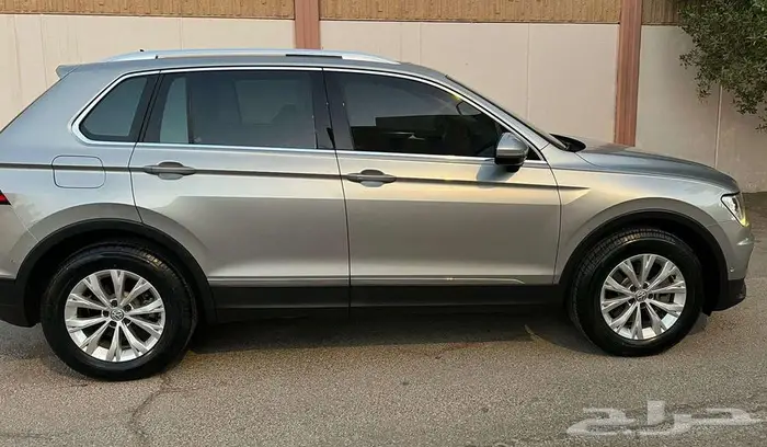 للبيع فولكس واجن تيجوان مخزن 2