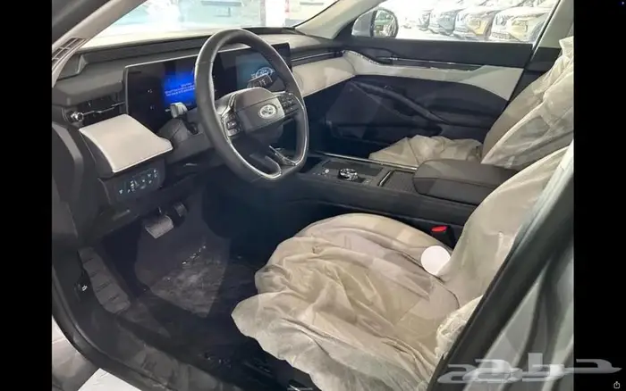 فورد توروس ترند 2026 10