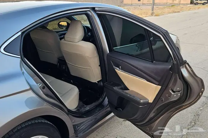 تايوتا كامري LE2025سعودية تيتانيوم غاية المستخدم 10