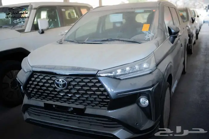 تويوتا فيلوز GLX بنزين 2025 ب 72.500(شامل الضريبة) 11