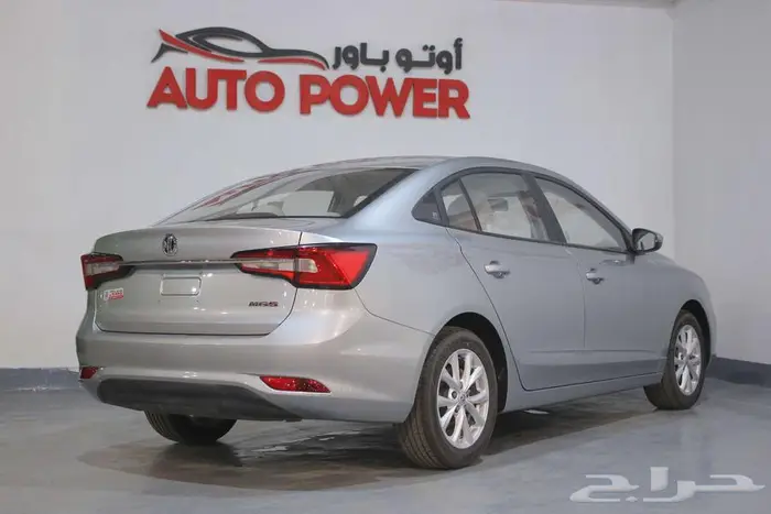 ام جي 5 ستاندر 2025 5