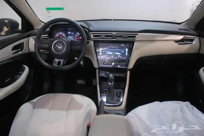 ام جي 5 ستاندر 2025 10