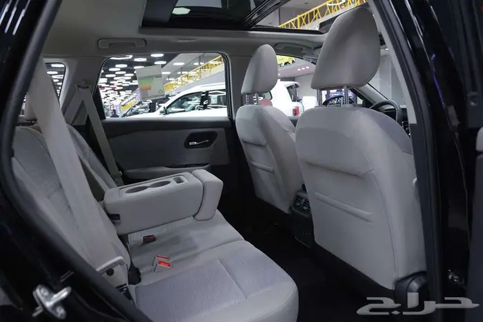 نيسان اكستريل 7 مقاعد نص فل بلس 2025 3