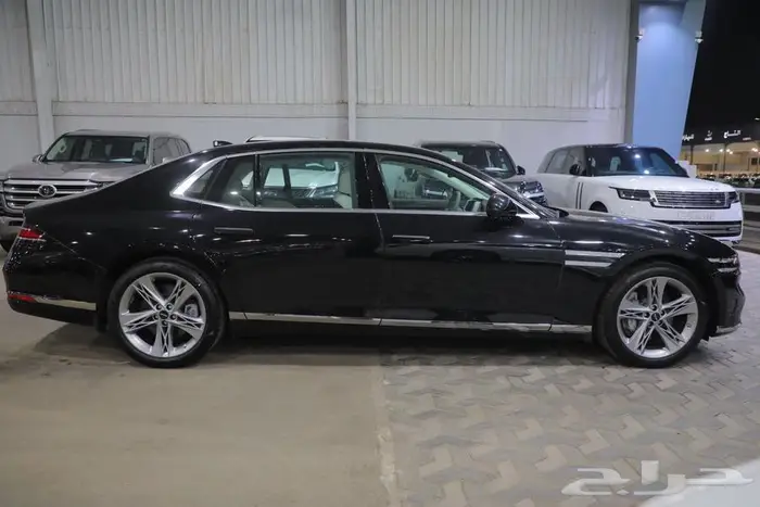 جينيسس G90 فل كامل بانوراما جلد ستة سلندر موديل 2025 4