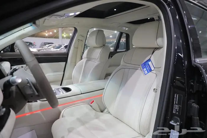 جينيسس G90 فل كامل بانوراما جلد ستة سلندر موديل 2025 19