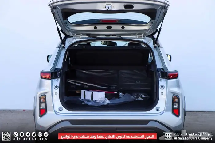 تويوتا أوربان كروزر 2025 GLX 17