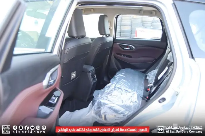 تويوتا أوربان كروزر 2025 GLX 18