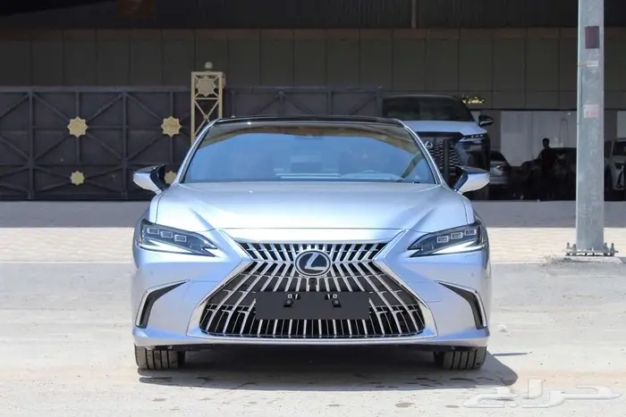لكزس - ES350 DD - خليجي - 2025 - فل كامل 0
